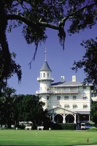 The Jekyll Island Club and Hotel re-creates the "millionaire lifestyle" enjoyed for a time on the island. Photo by Richard T. Bryant. Email richard_t_bryant@mindspring.com.